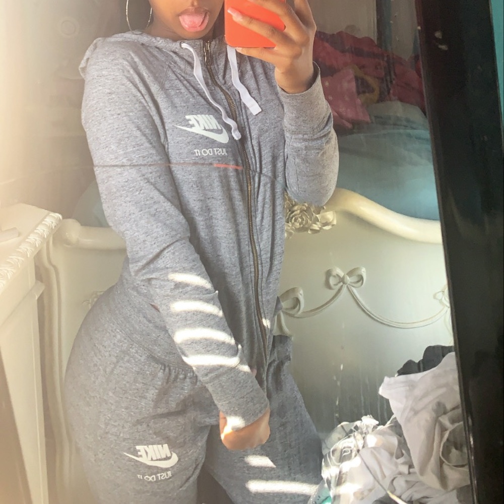 Nike gray zip up jacket medium